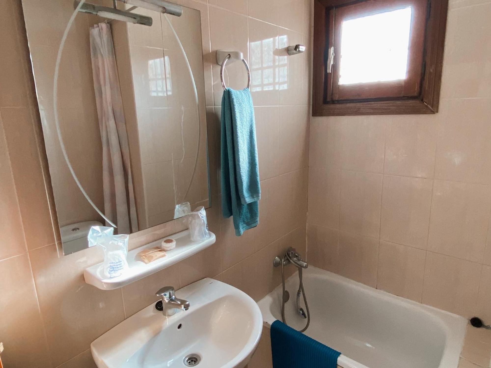 Torrecardenas Guest house *