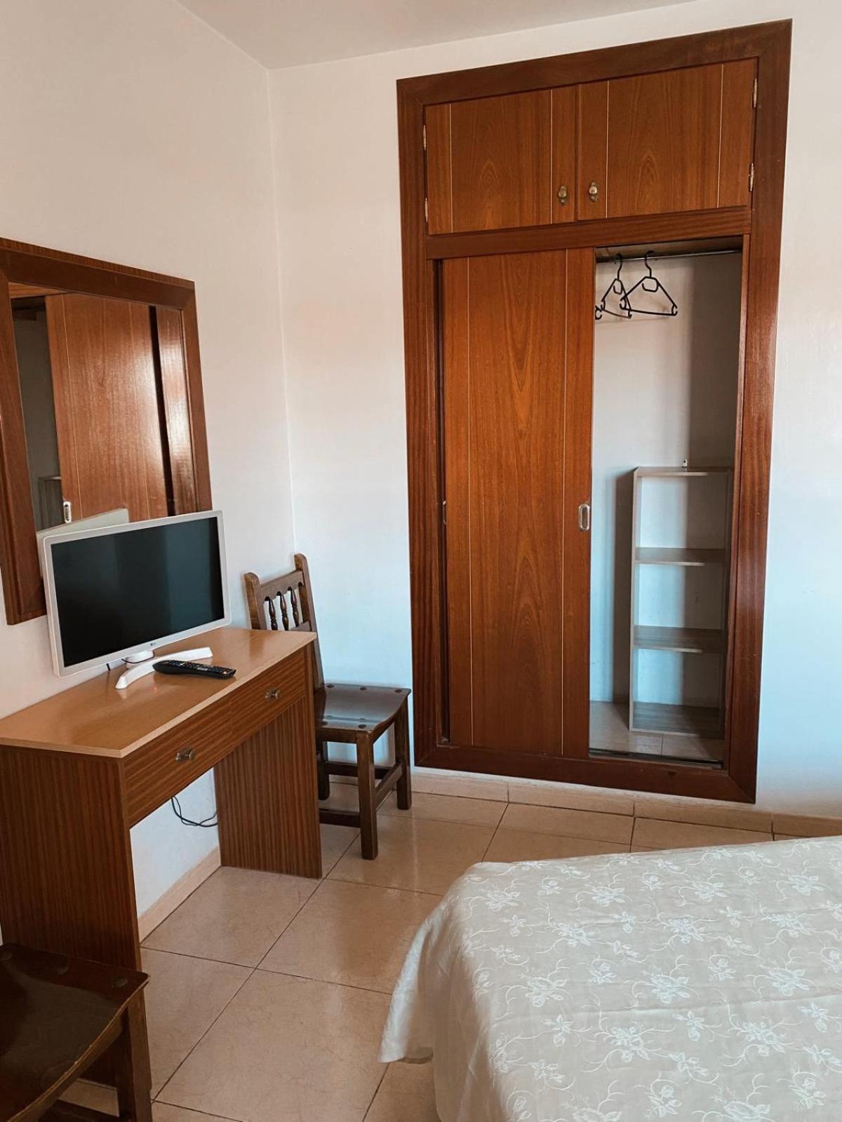 Torrecardenas Guest house *